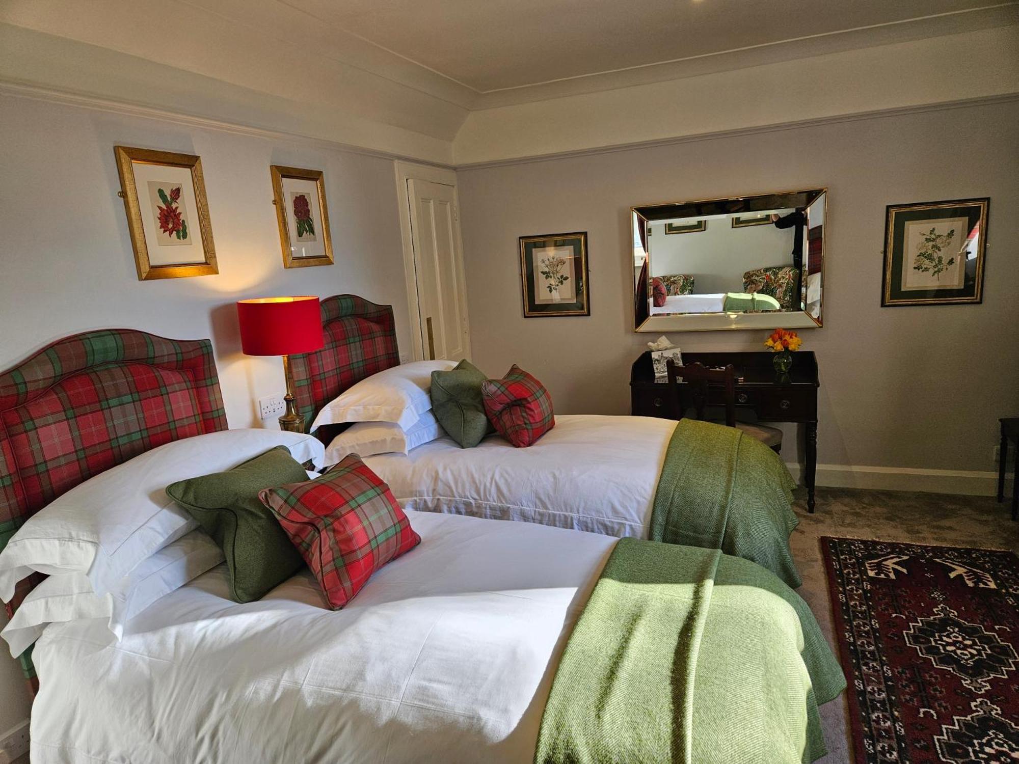 Craggan Bed & Breakfast บัลลาเทอร์ ภายนอก รูปภาพ